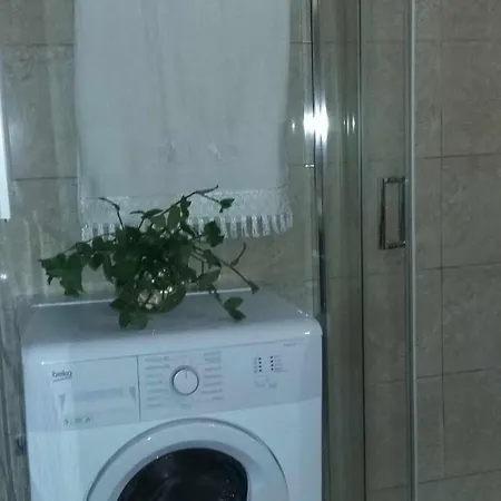 Apartment Stone Retreat In Old Town