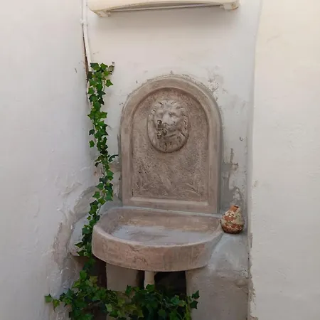 アパート Stone Retreat In Old Town *